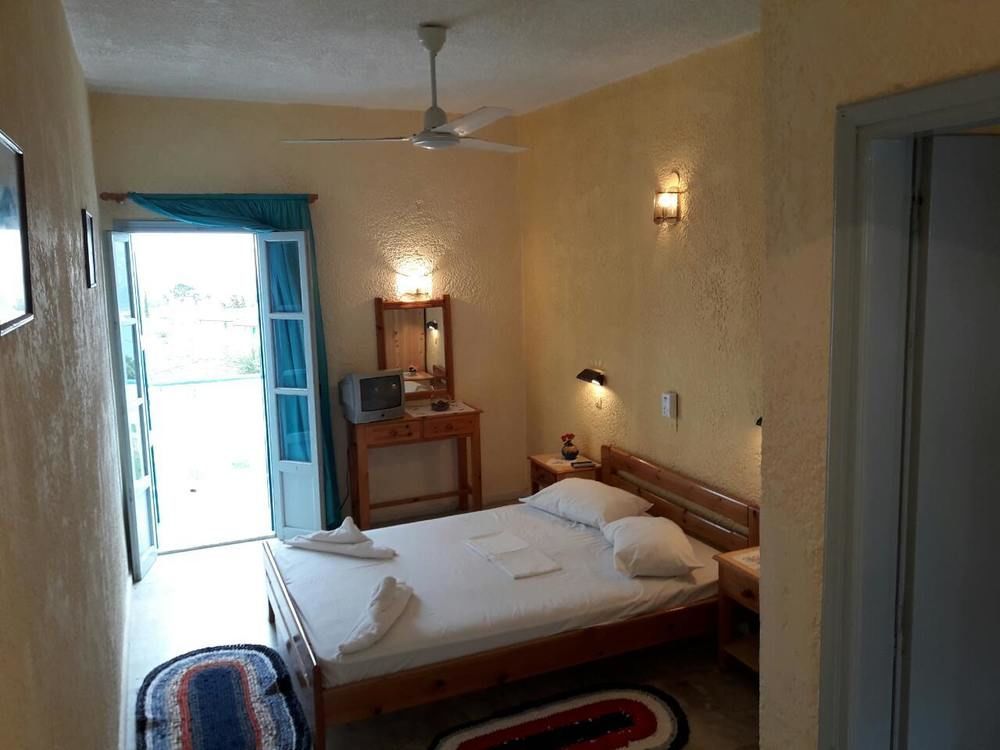 Hotel Kamari Масурион Экстерьер фото